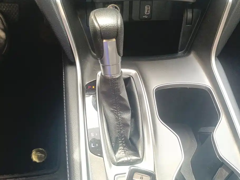 Honda Accord — миниатюра 16