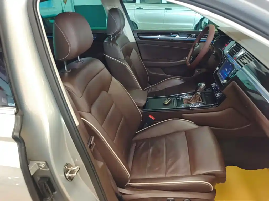 Volkswagen Phideon — миниатюра 25