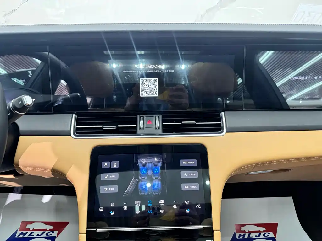 Li Auto Li ONE — миниатюра 12