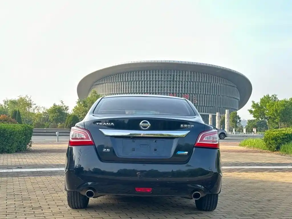 Nissan Teana — миниатюра 5