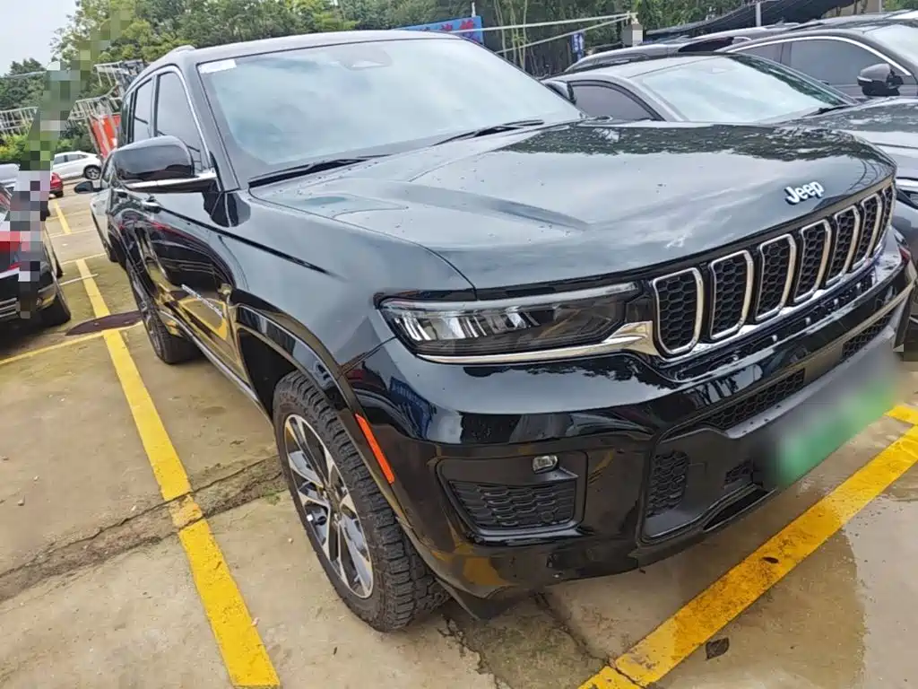 Jeep Grand Cherokee 4xe (Import) — миниатюра 4