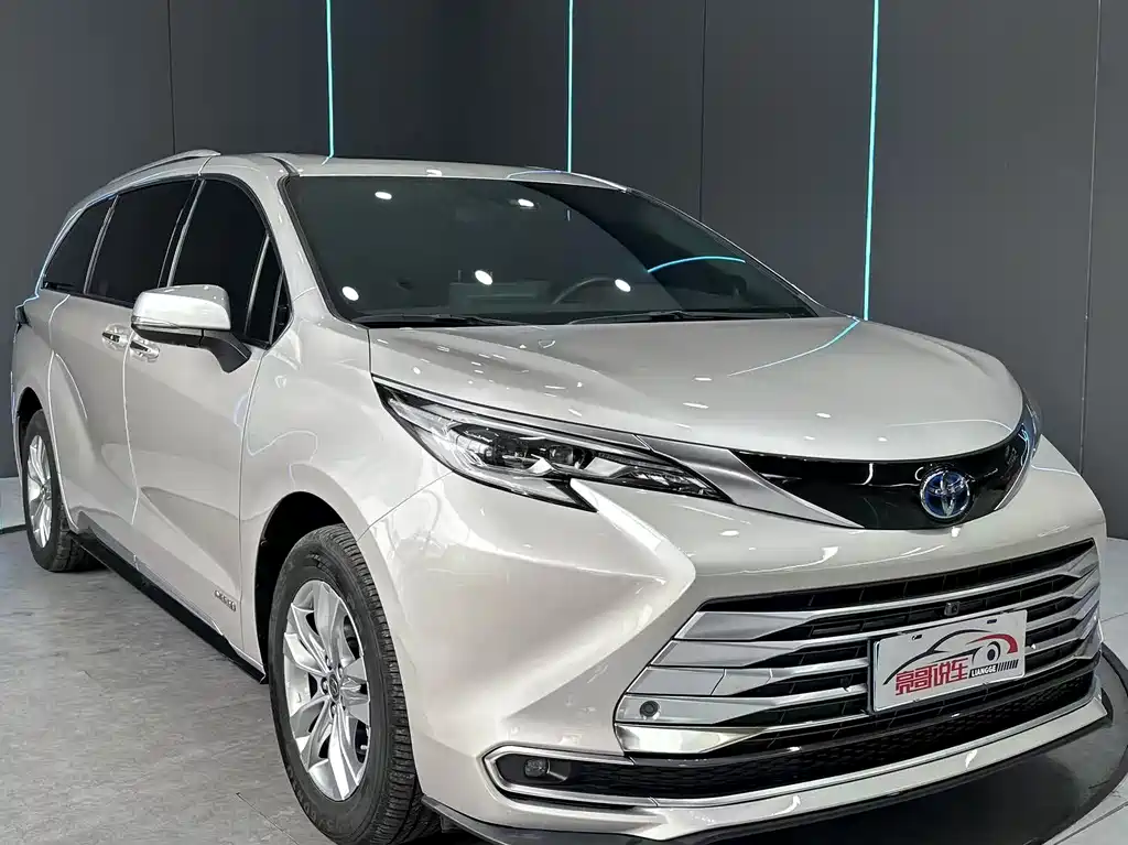 Toyota Sienna 2021 2.5L