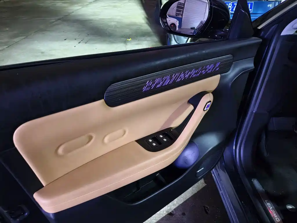 Leapmotor Leapmotor C11 — миниатюра 3