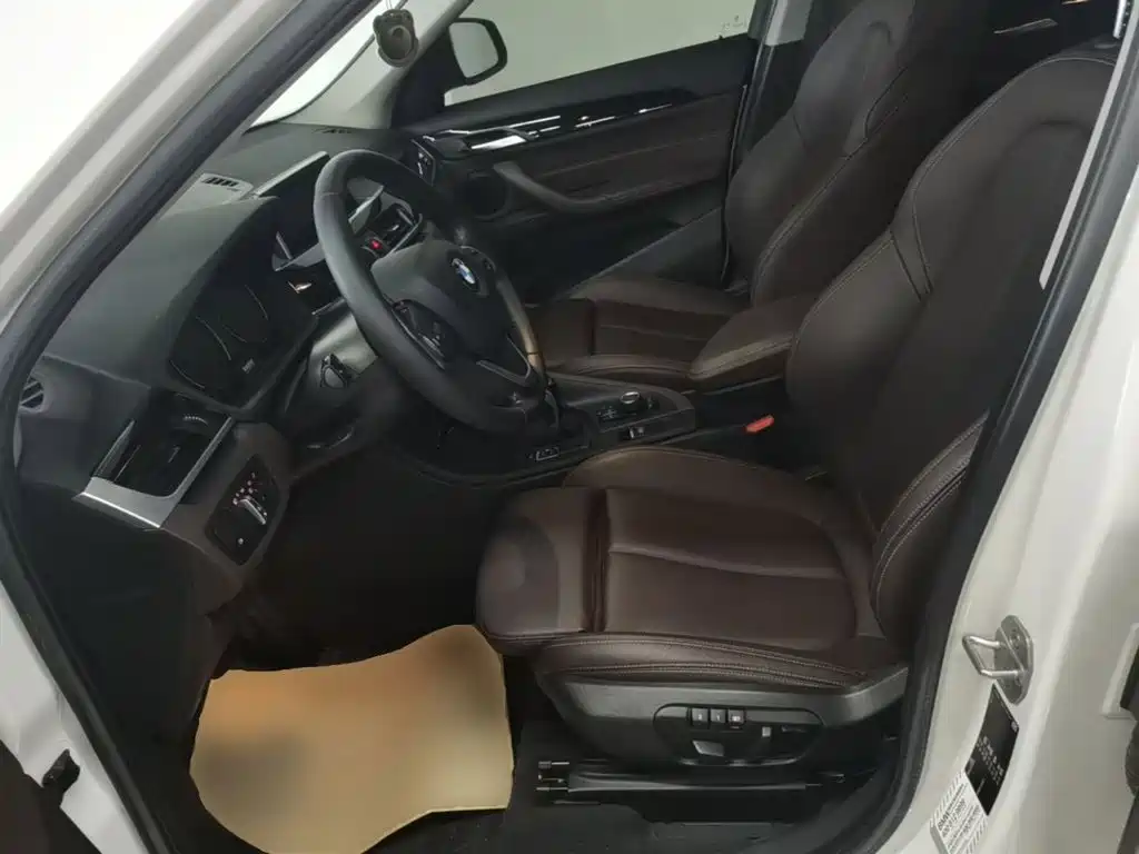 BMW X1 — миниатюра 15