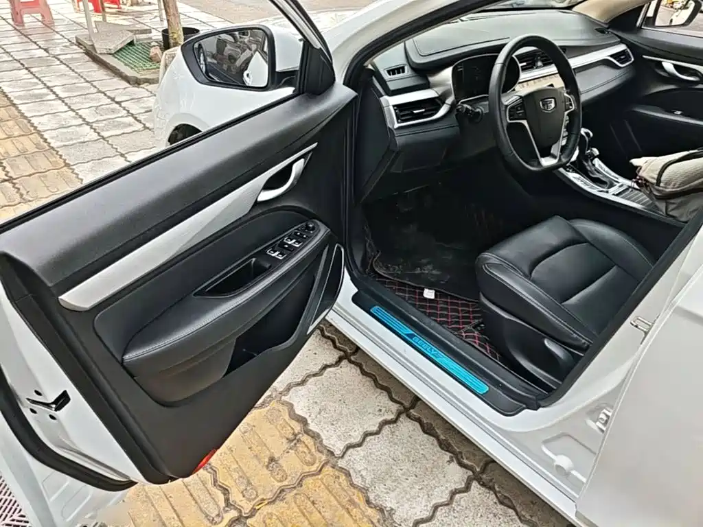 Geely Emgrand — миниатюра 16