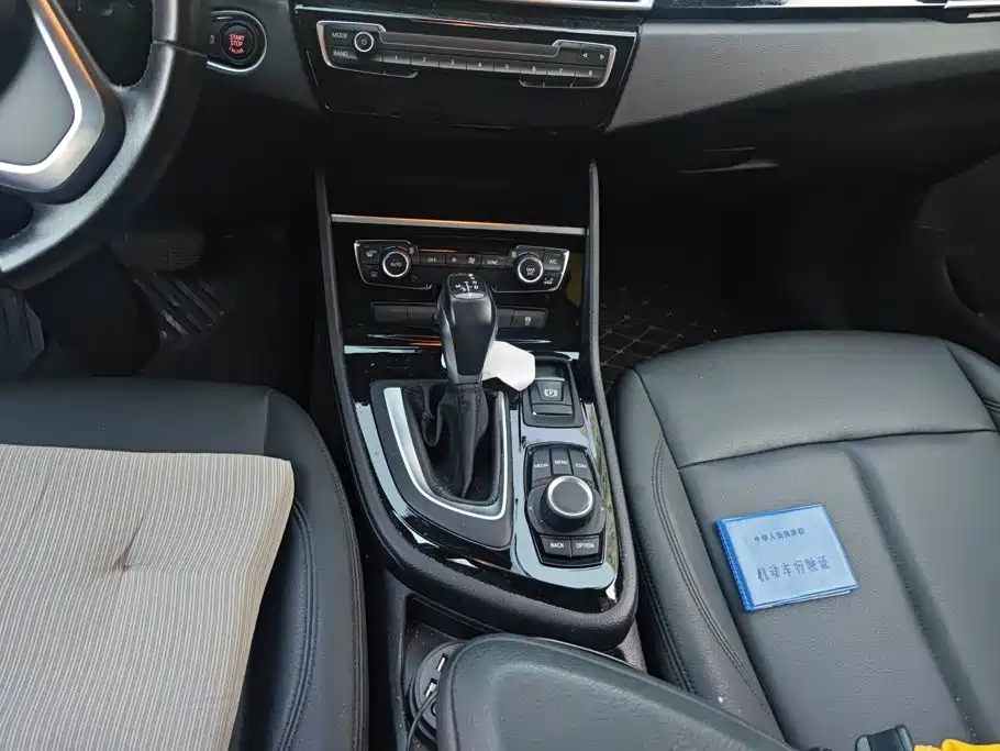 BMW 2 Series Active Tourer — миниатюра 16