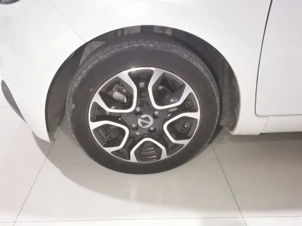 JMEV EV3 — миниатюра 23