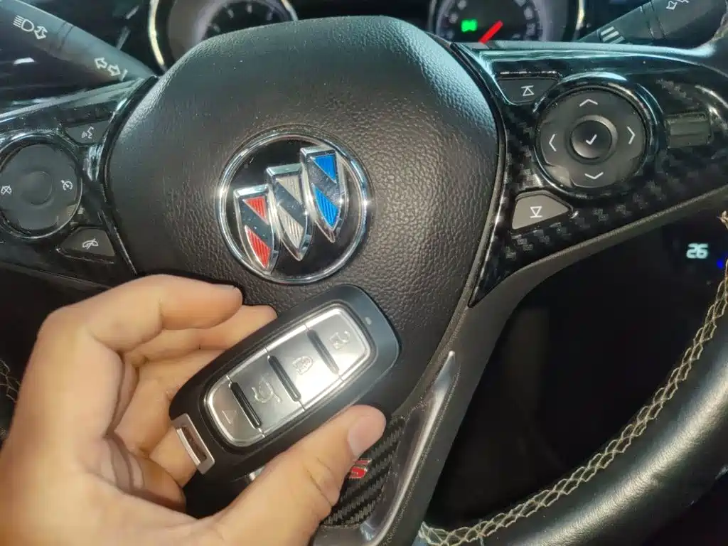 Buick Regal — миниатюра 9