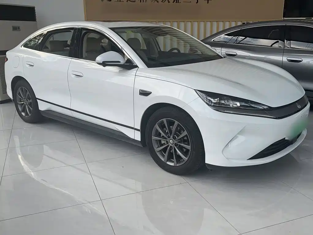 BYD Qin L — миниатюра 7