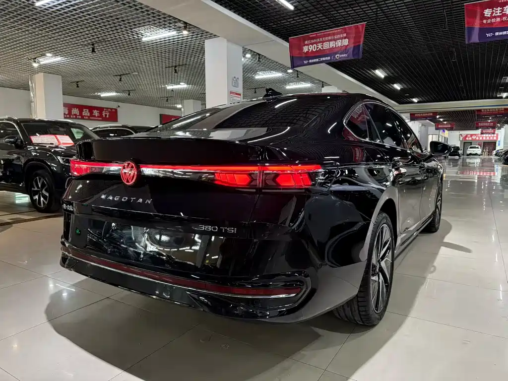 Volkswagen Magotan 2026 380TSI DSG Luxury