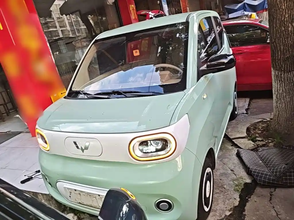 Wuling MINIEV — миниатюра 3