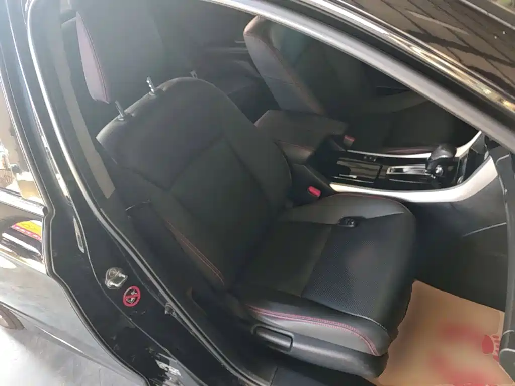 Honda Accord — миниатюра 25