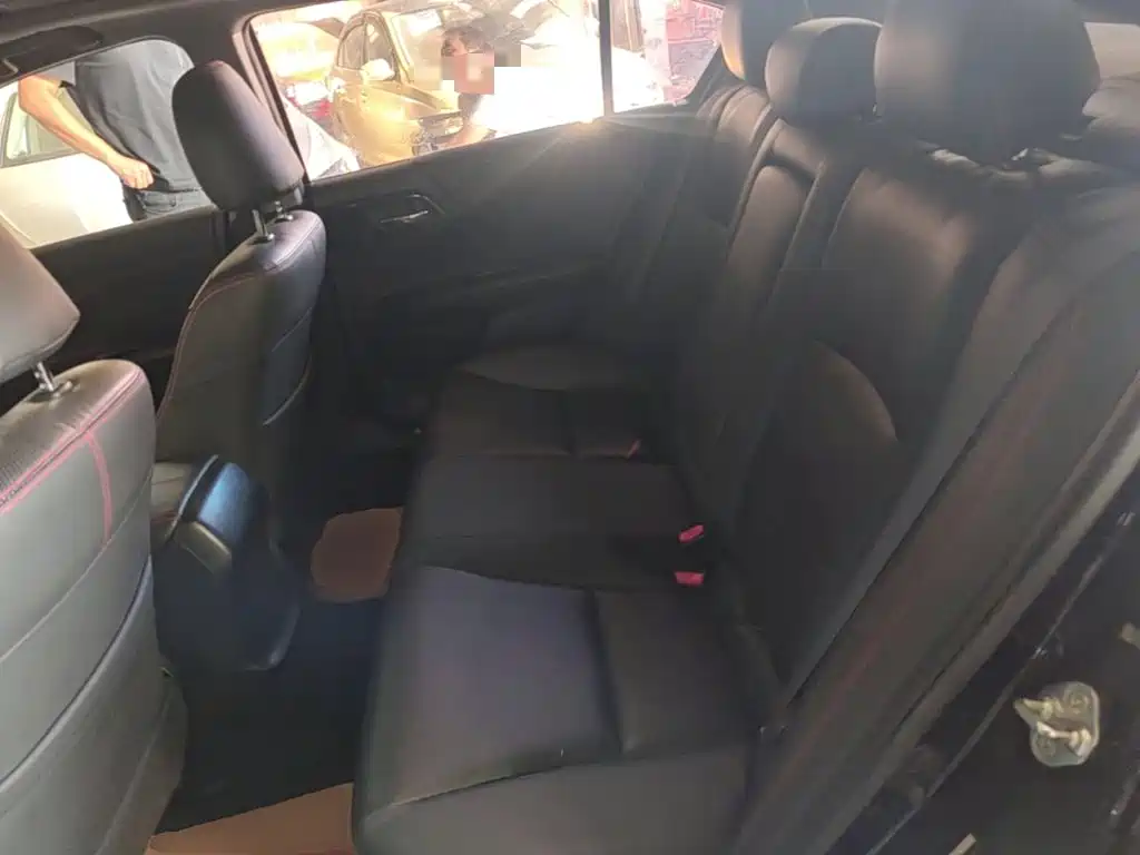 Honda Accord — миниатюра 17