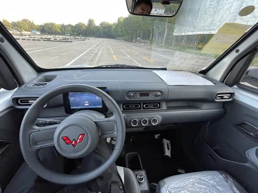 Wuling Zhiguang EV — миниатюра 16