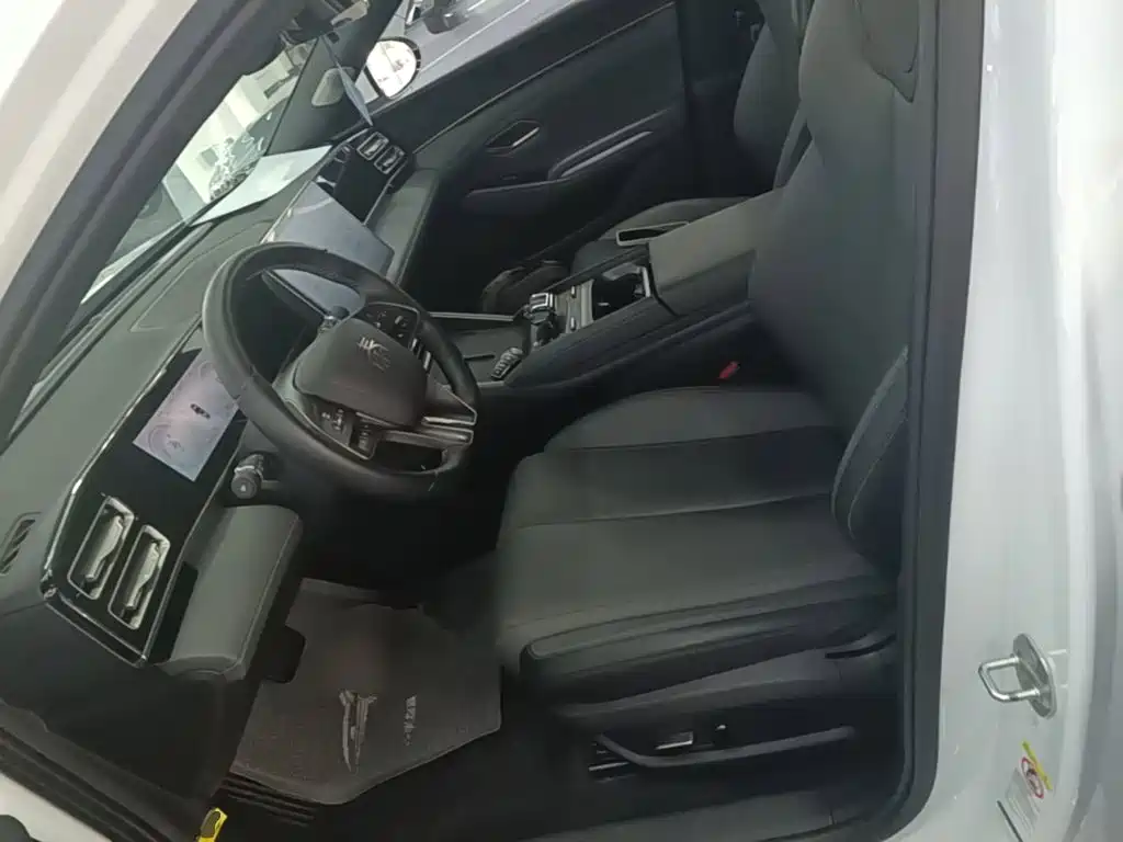 BYD Qin L — миниатюра 15