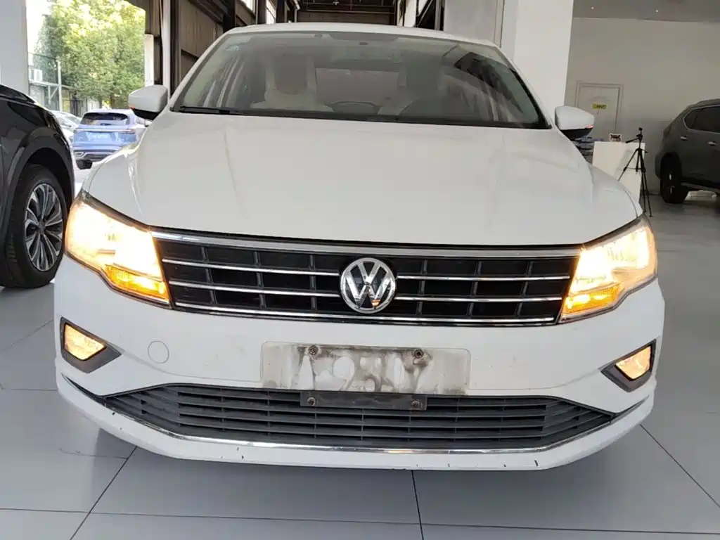 Volkswagen Jetta — миниатюра 3