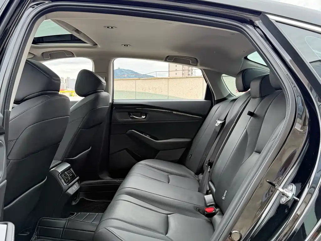 Honda Inspire — миниатюра 7
