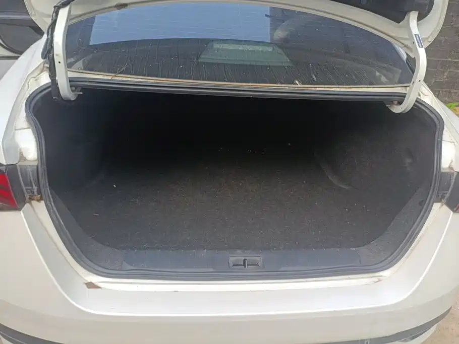 Nissan Sylphy — миниатюра 4