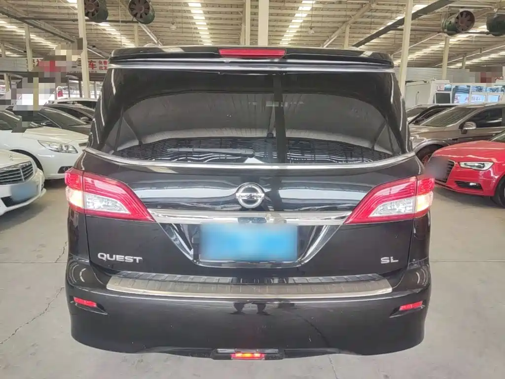 Nissan Quest — миниатюра 6