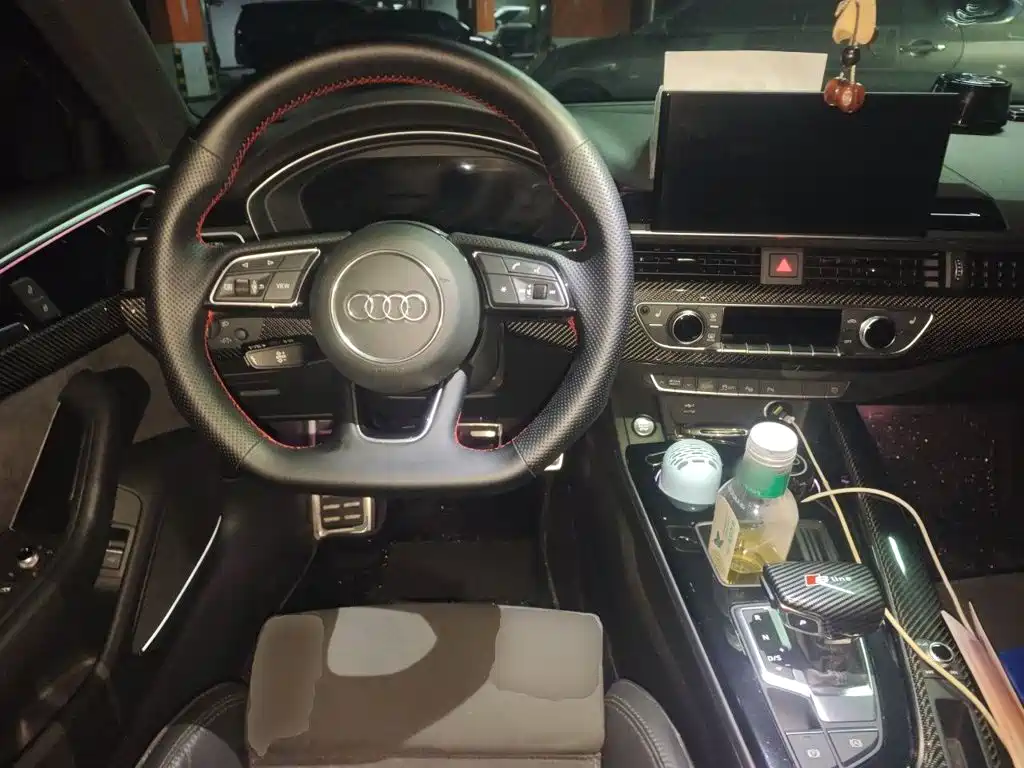 Audi A4L — миниатюра 11
