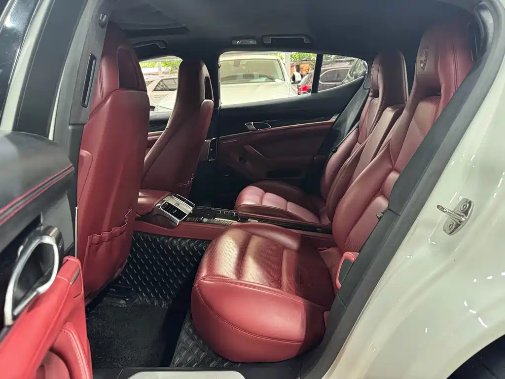 Porsche Panamera — миниатюра 8