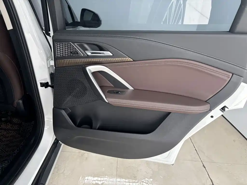 BMW X1 — миниатюра 22
