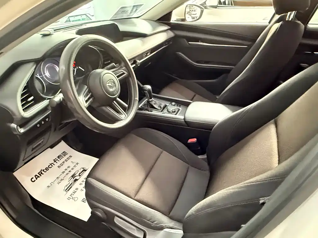 Mazda 3 Axela — миниатюра 5