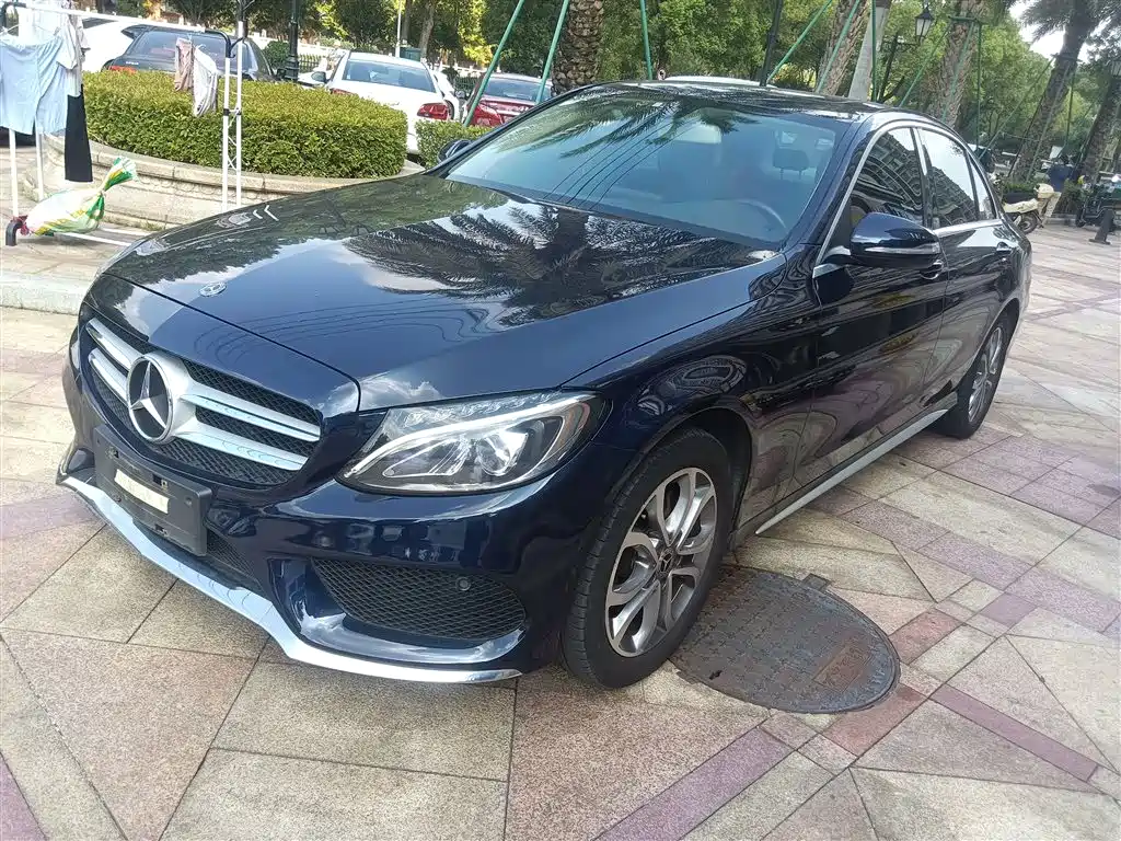 Mercedes-Benz C-Class 2018