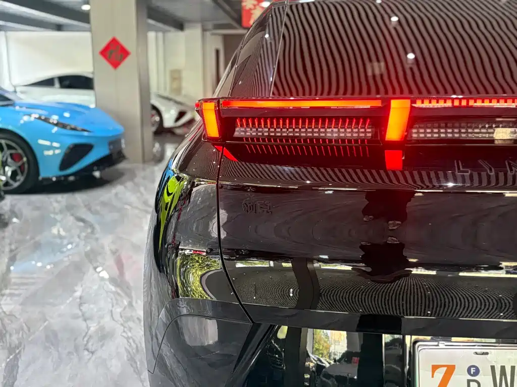 Lynk & Co Z20 — миниатюра 25