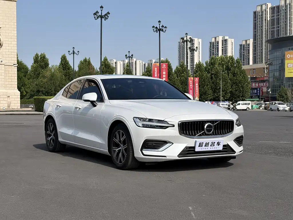 Volvo S60 — миниатюра 3
