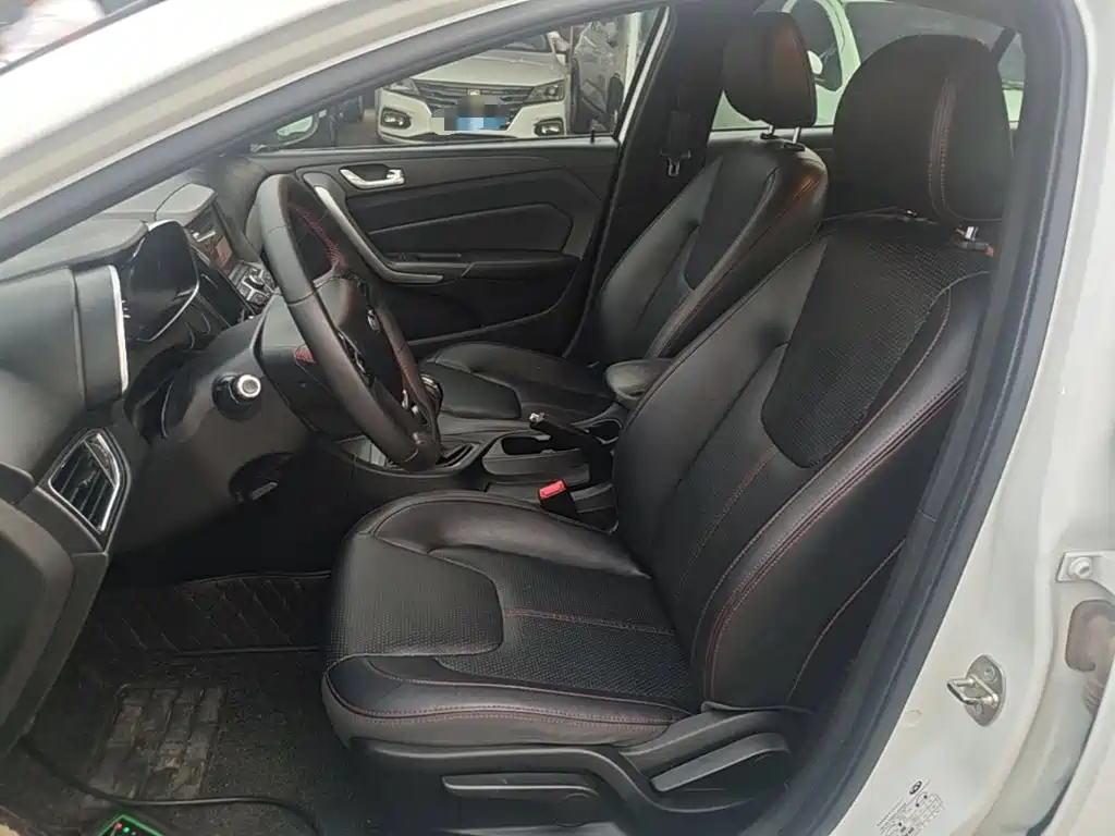 Chery Arrizo 5 — миниатюра 15