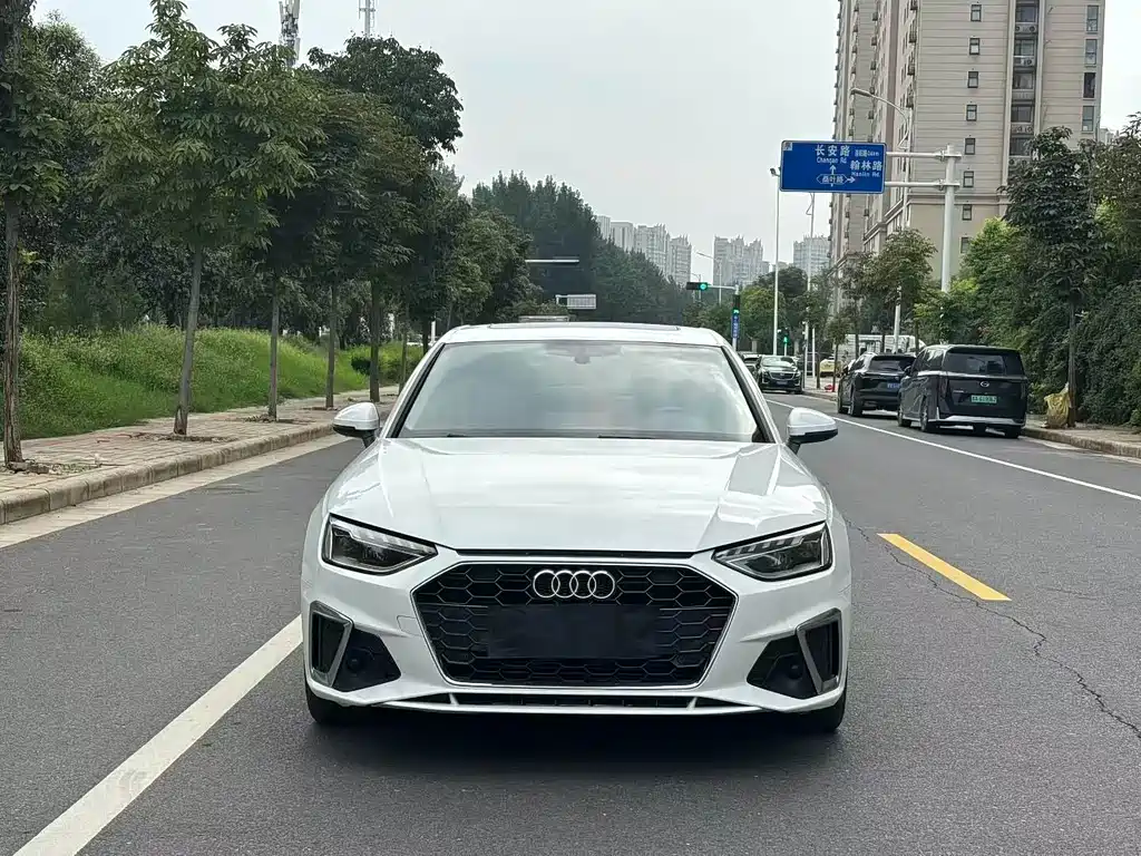 Audi A4L — миниатюра 2