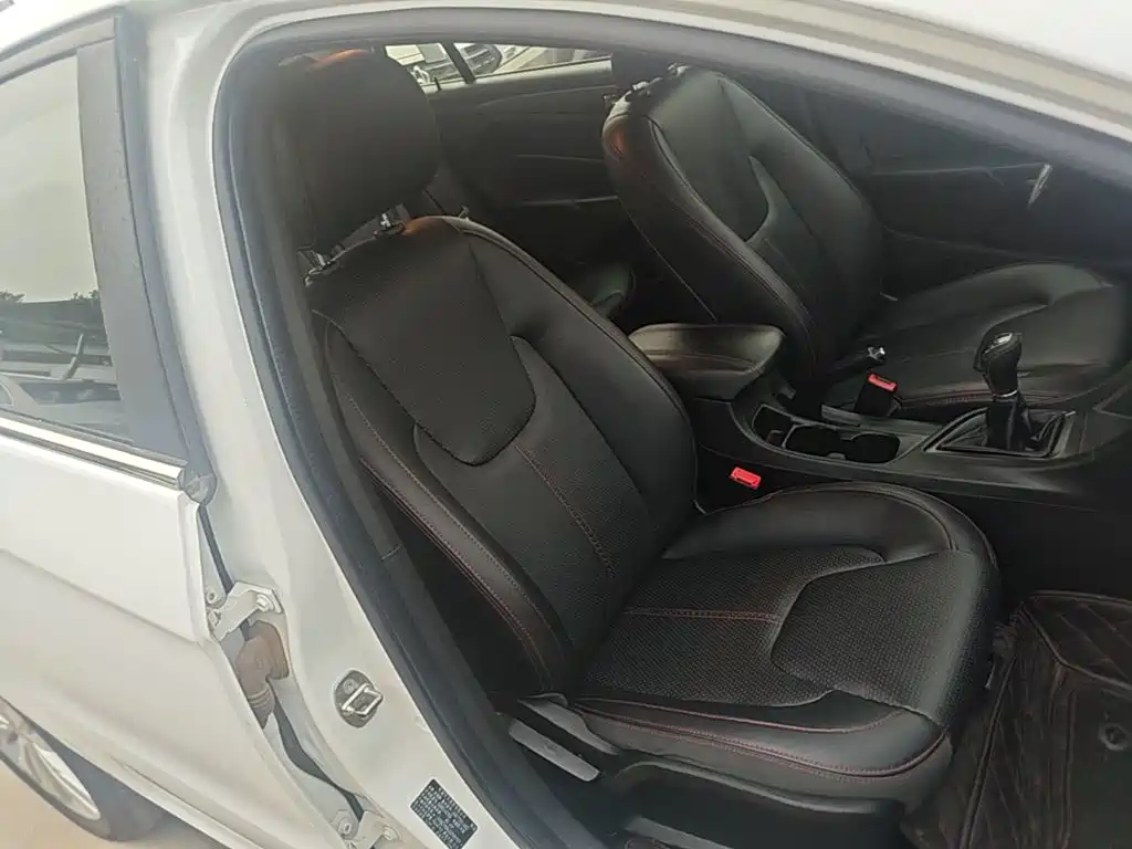 Chery Arrizo 5 — миниатюра 25