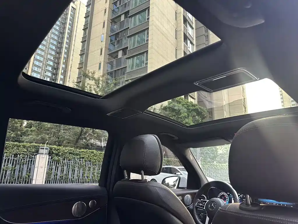 Mercedes-Benz GLC — миниатюра 9