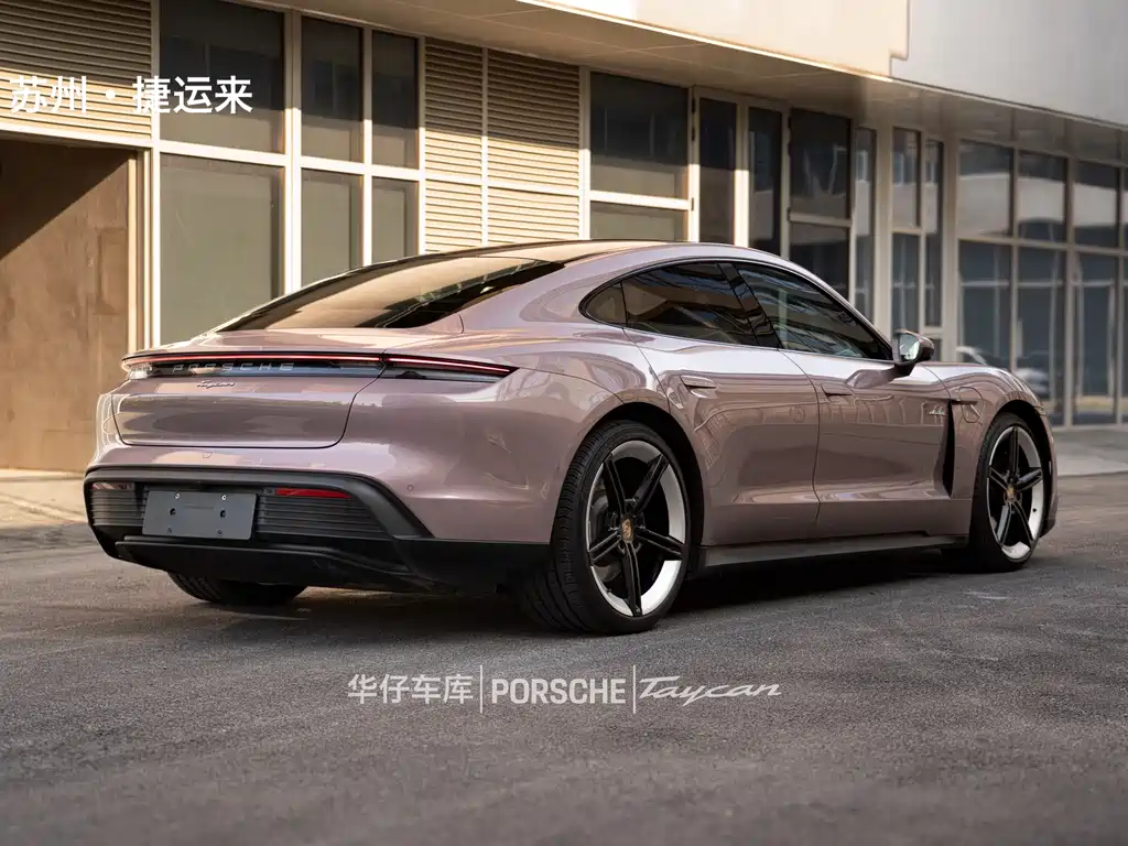 Porsche Taycan 2022 Taycan