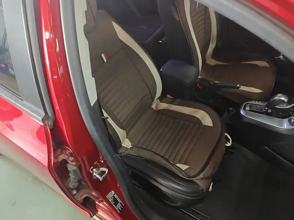 Chevrolet Cruze — миниатюра 25