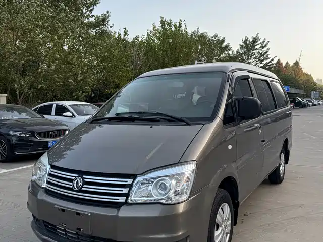 DONGFENG LINGZHI 2017