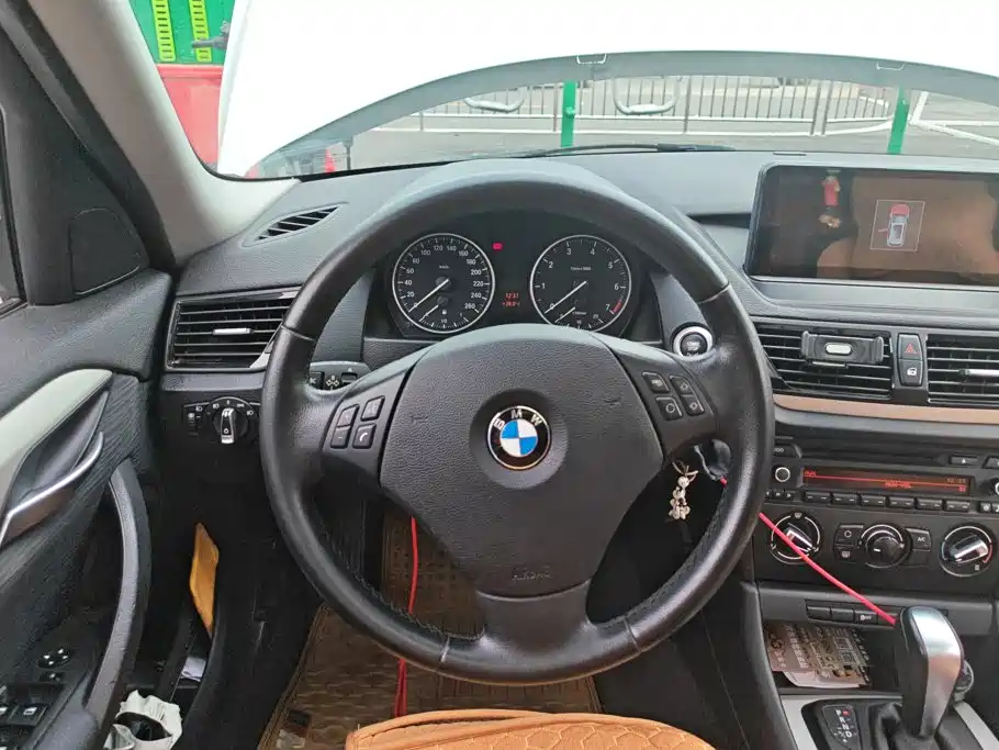 BMW X1 — миниатюра 15