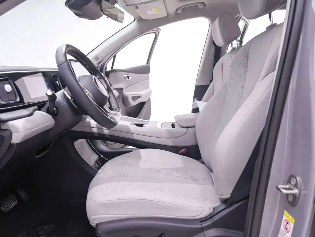 BYD Sealion 05 EV — миниатюра 25