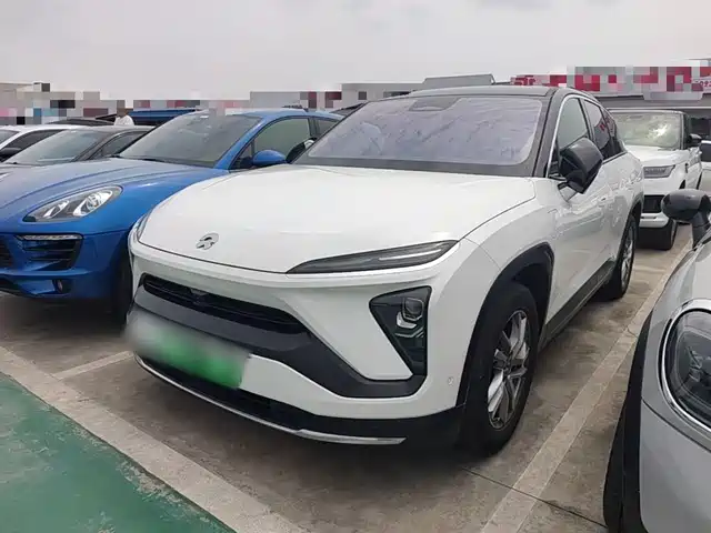 2021 Nio ES6