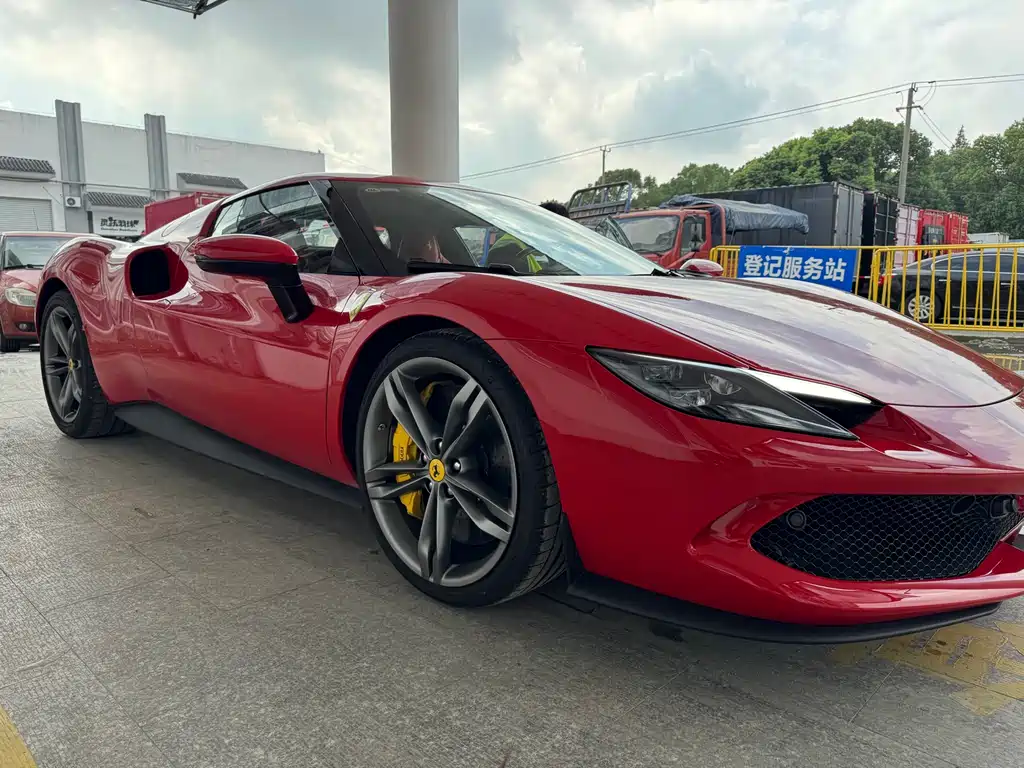 FERRARI  296