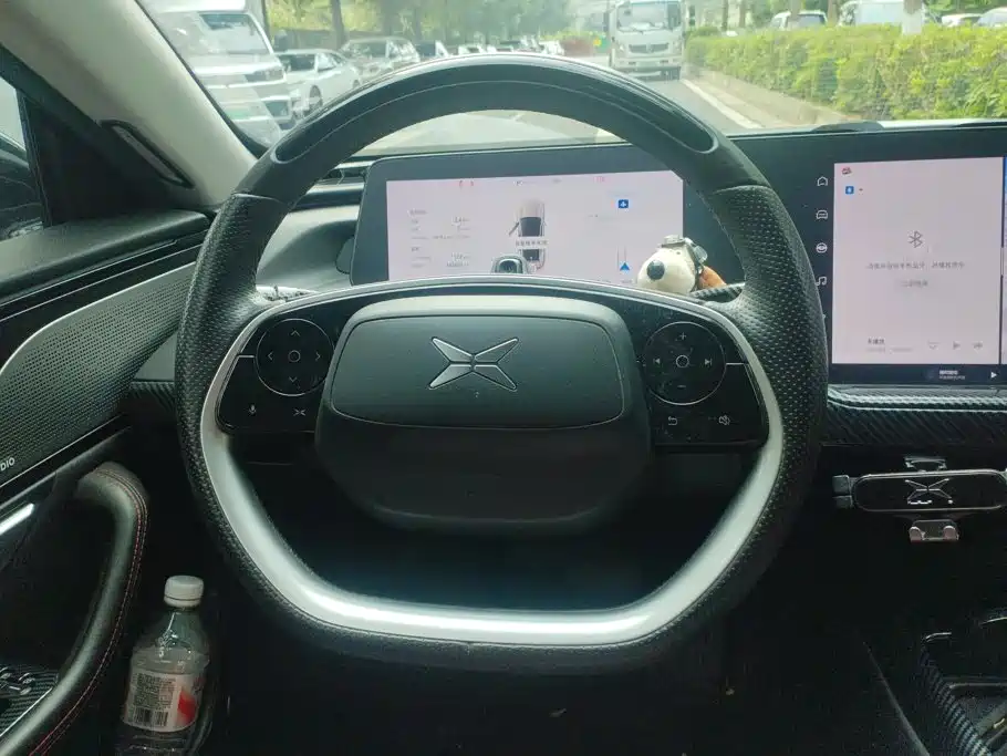 XPeng P7 — миниатюра 15