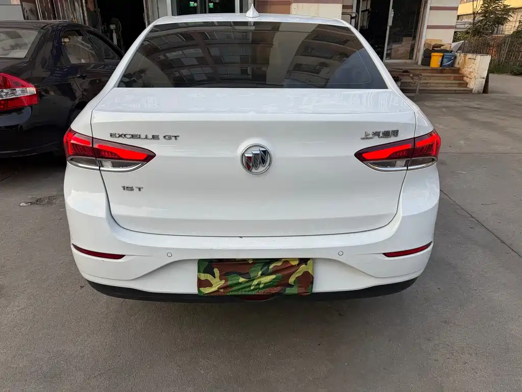 Buick Excelle — миниатюра 8