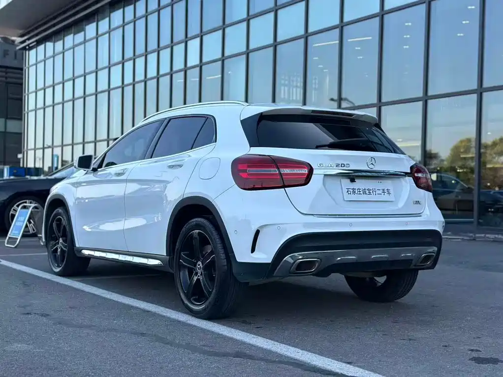 Mercedes-Benz GLA — миниатюра 14