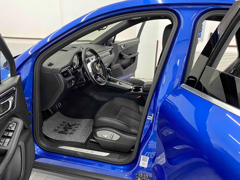 Porsche Macan — миниатюра 17