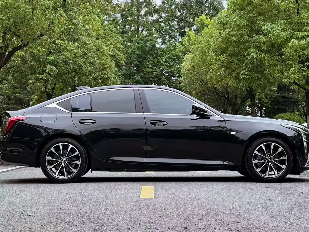 Cadillac CT5 2025 28T Sport