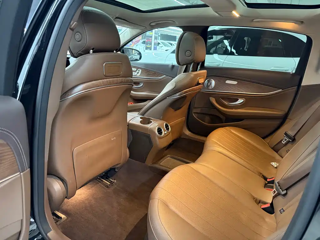 Mercedes-Benz E-Class E 2020 E 300 L Fashion