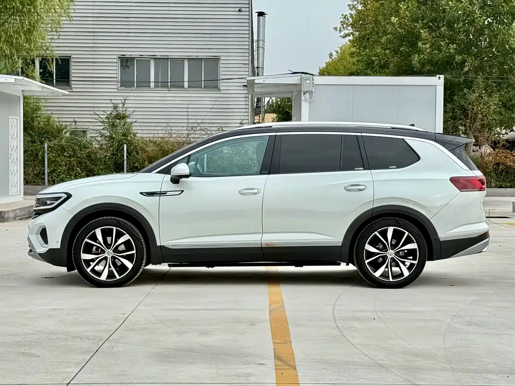 Volkswagen Talagon — миниатюра 8
