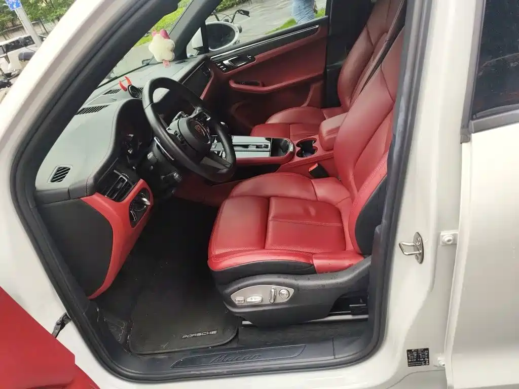 Porsche Macan — миниатюра 16