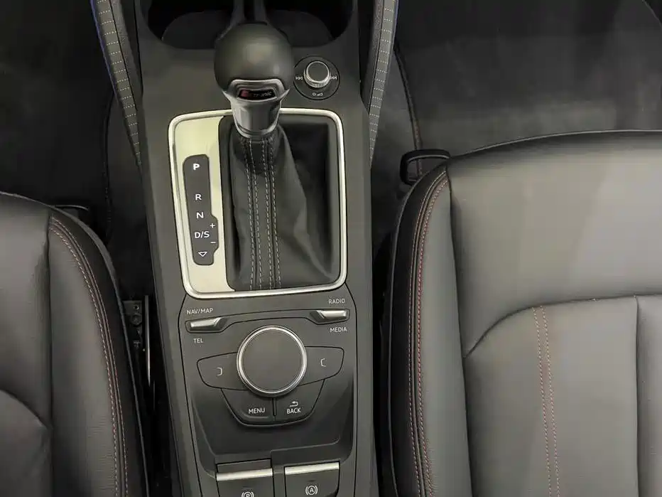 Audi Q2L — миниатюра 16